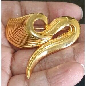 M Jent Swirl Ribbon Gold Tone Vintage Brooch